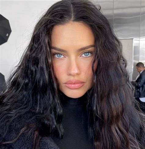 Adriana Lima Net Worth (Updated 2024) Age, Height, Bio...